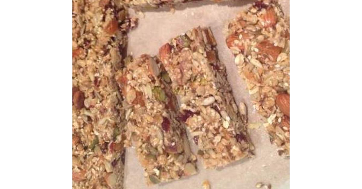 Fruit, nut and seed slice by marinachalmers. A Thermomix ® recipe in