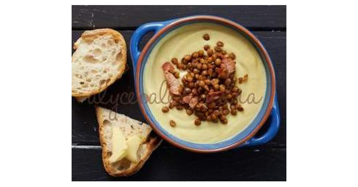 Cauliflower, Pancetta and Lentil Soup by alycealexandra. A Thermomix