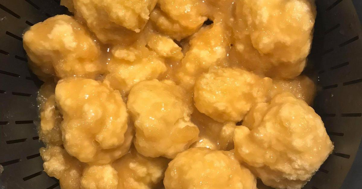 Golden Syrup DumplingsUsing Simmering Basket by Eliza.thermo.mum. A