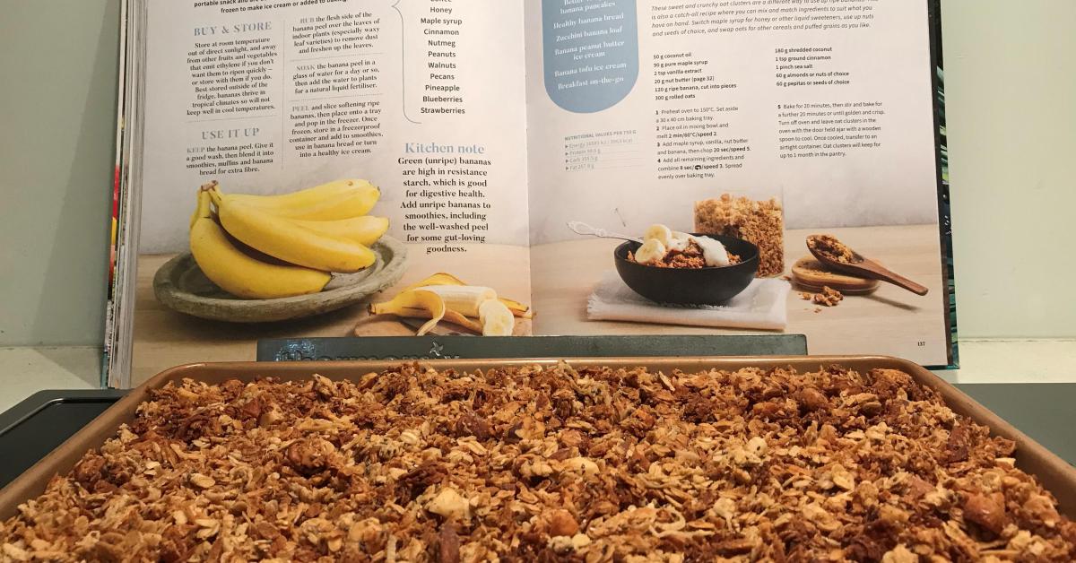 EmeraldSue Granola Banana Oat Clusters by Sue Wilkinson. A Thermomix
