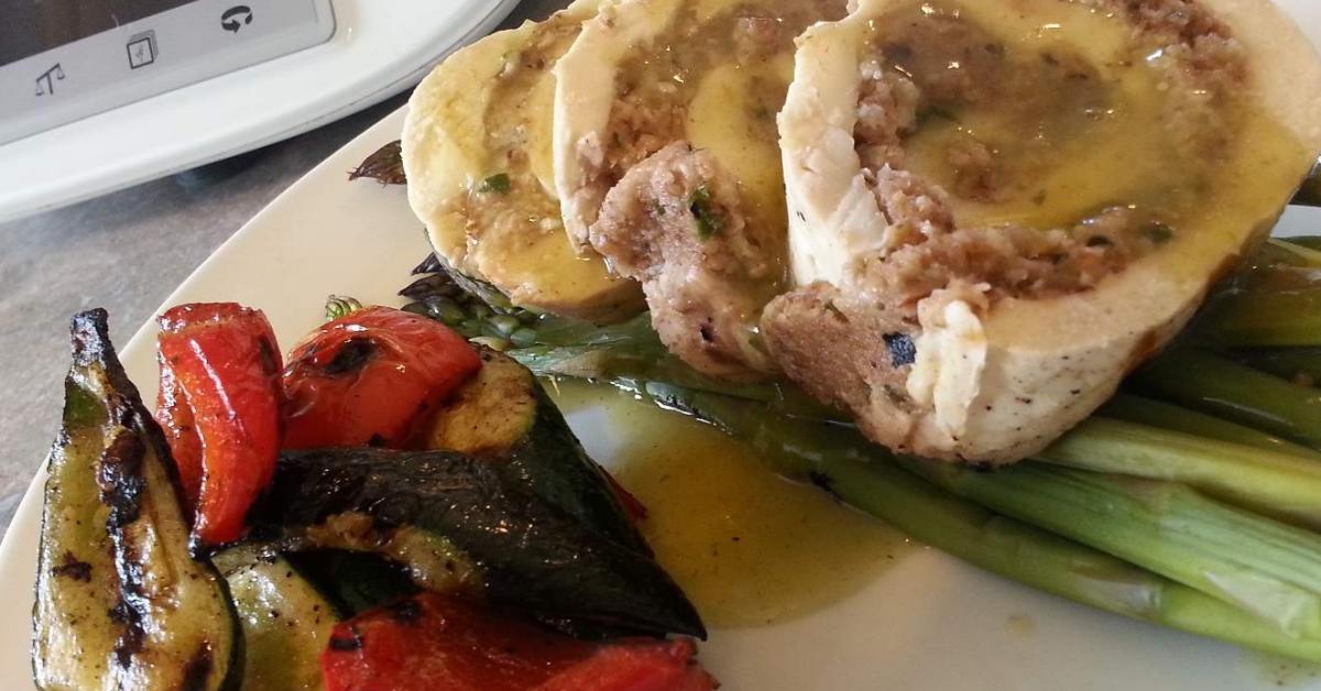 chicken roulade stuffed with spinach and pine nuts by kimfurcy. A