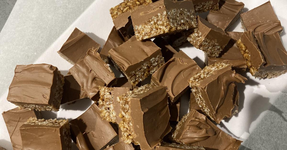 Mars Bar Slice ( No Bake) by JS93. A Thermomix ® recipe in the category