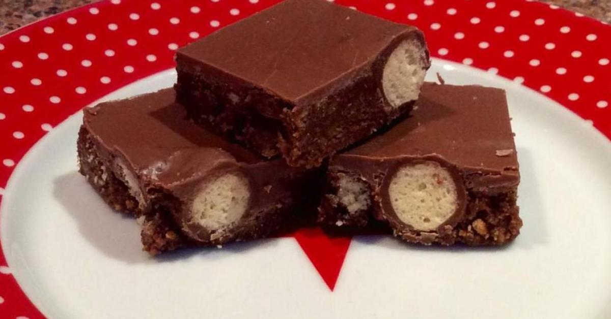 Malteser Slice by Pingping. A Thermomix ® recipe in the category