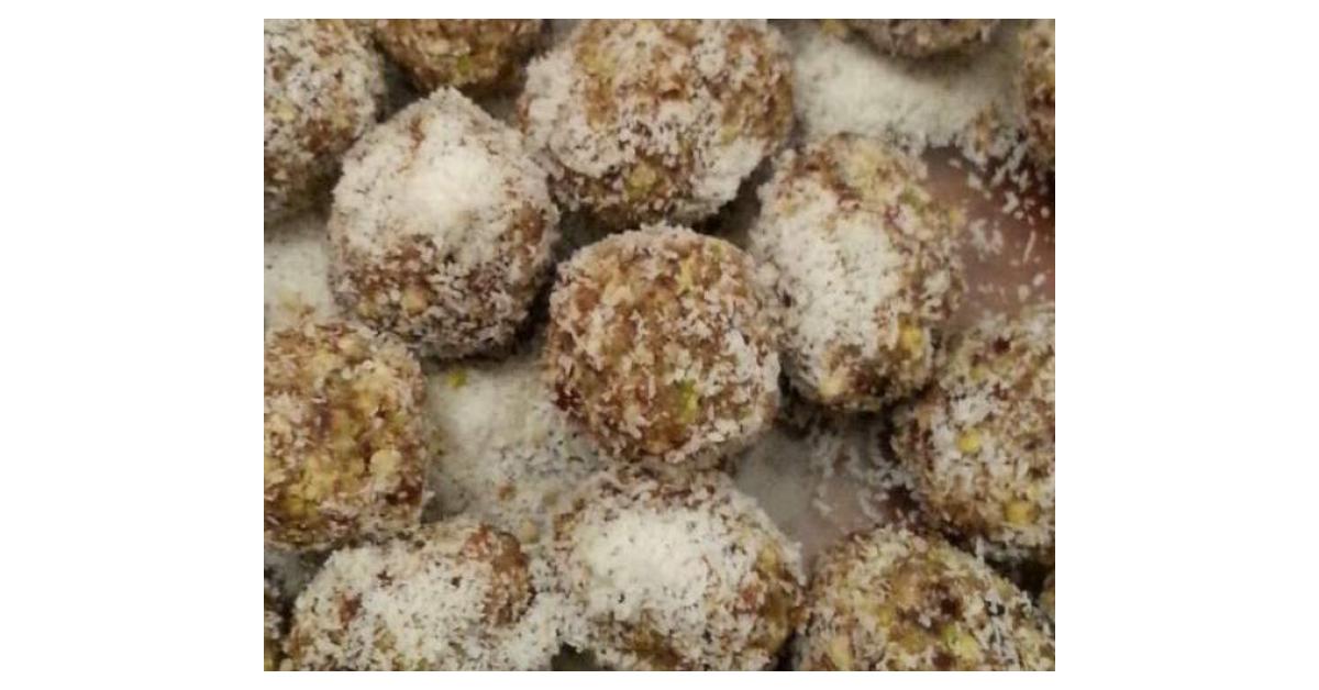 Raw Caramel Nut Balls by havanajay. A Thermomix ® recipe in the
