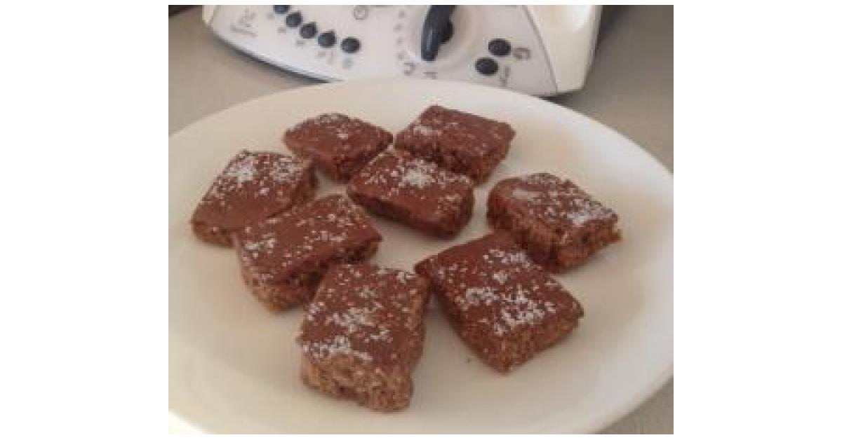 Chocolate Fudge Slice by Karen Earp. A Thermomix ® recipe in the