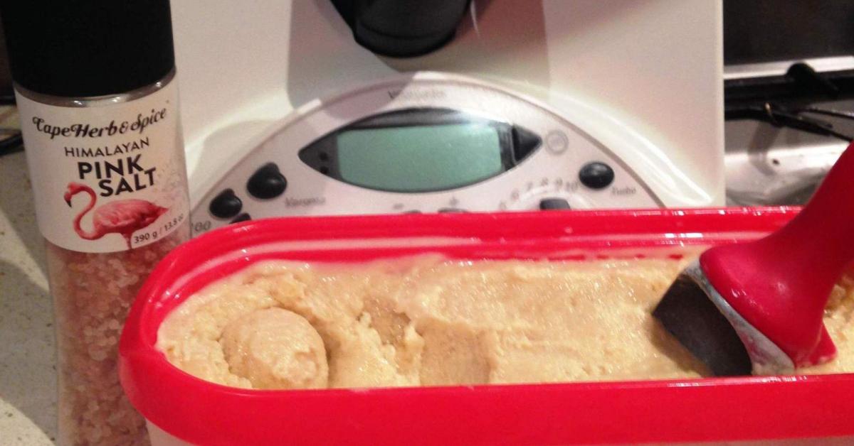 Salted Caramel w/ Tahitian Vanilla Bean Matured Maple Syrup Ice Cream by Jeni_0131. A Thermomix