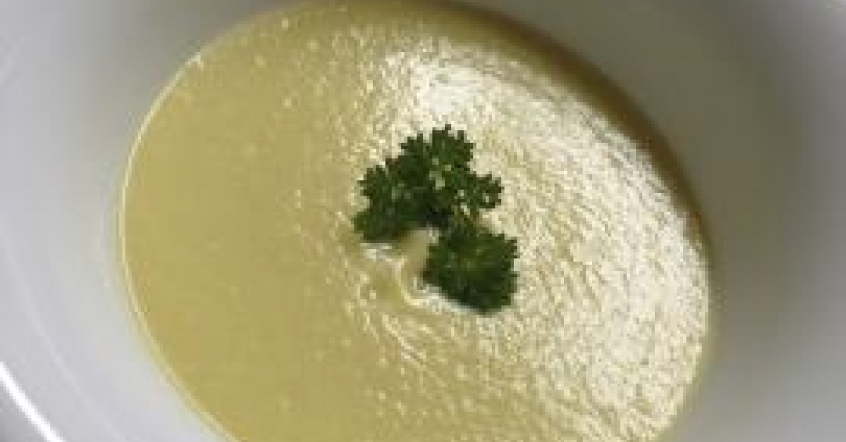 Cauliflower, Zucchini & Leek Soup by My Kitchen Miracle. A Thermomix