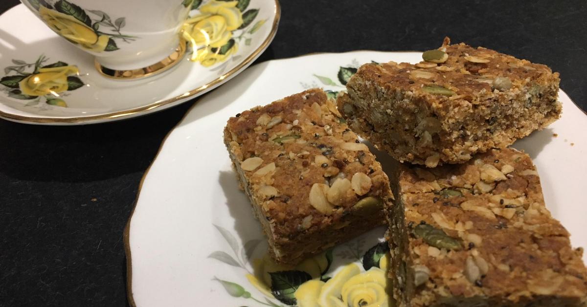 Muesli Bar Slice by akamkbt. A Thermomix ® recipe in the category