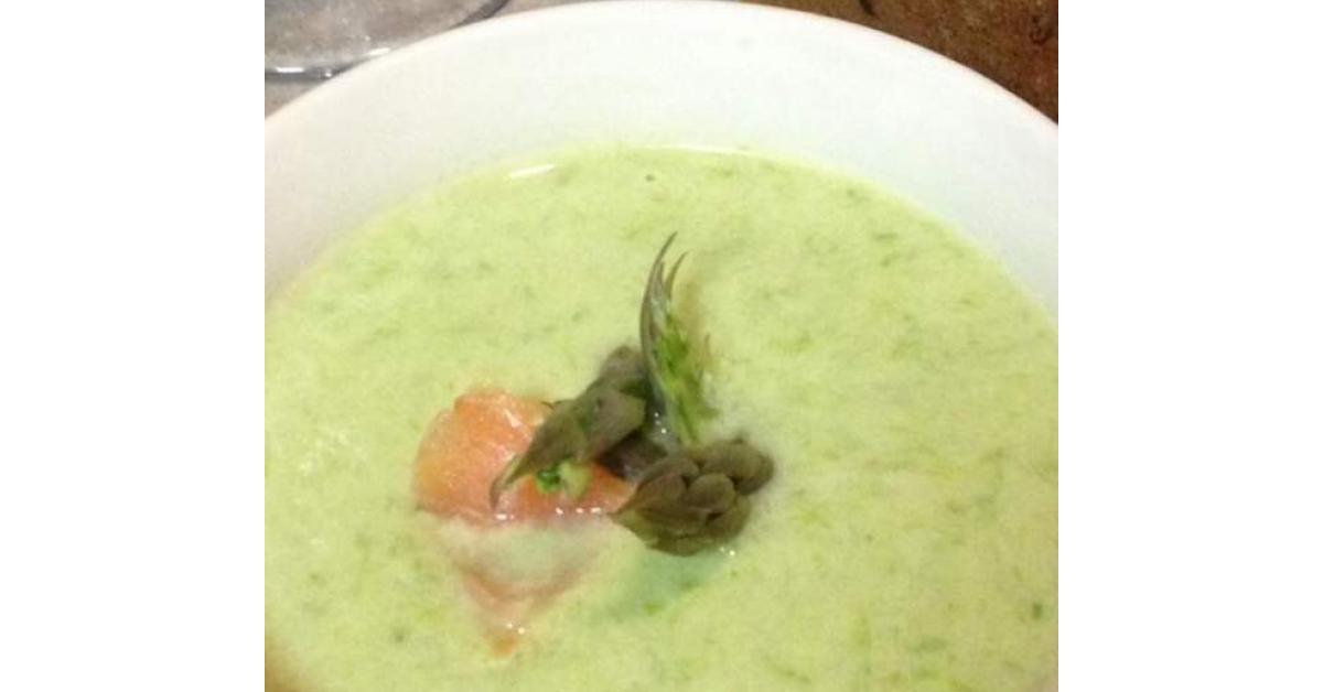 Asparagus soup with creme fraiche and smoked salmon by 3blessingskelly