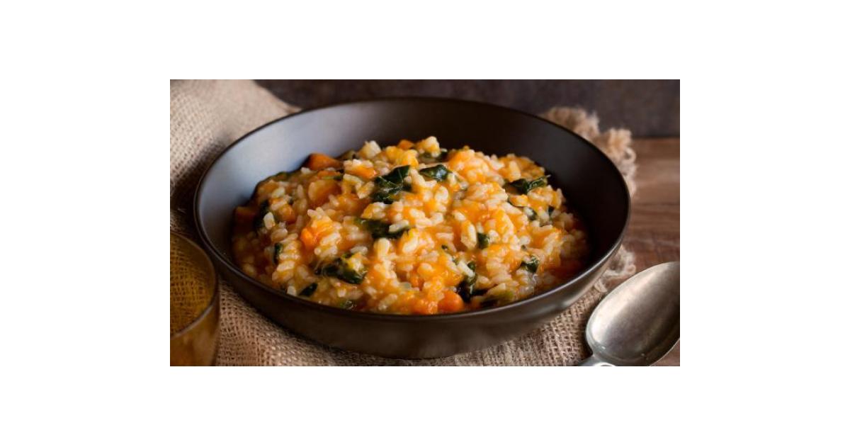 Pumpkin and chicken risotto with spinach and pinenuts by Sustenance