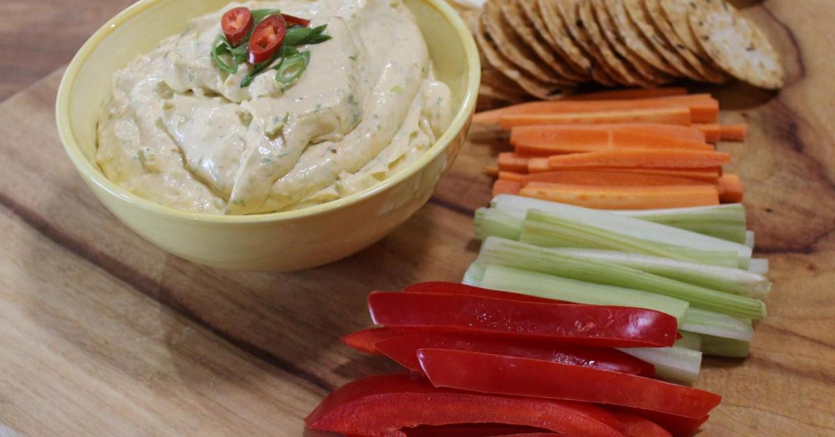 Aisan Style Herb & Garlic Dip by mel1339. A Thermomix ® recipe in the