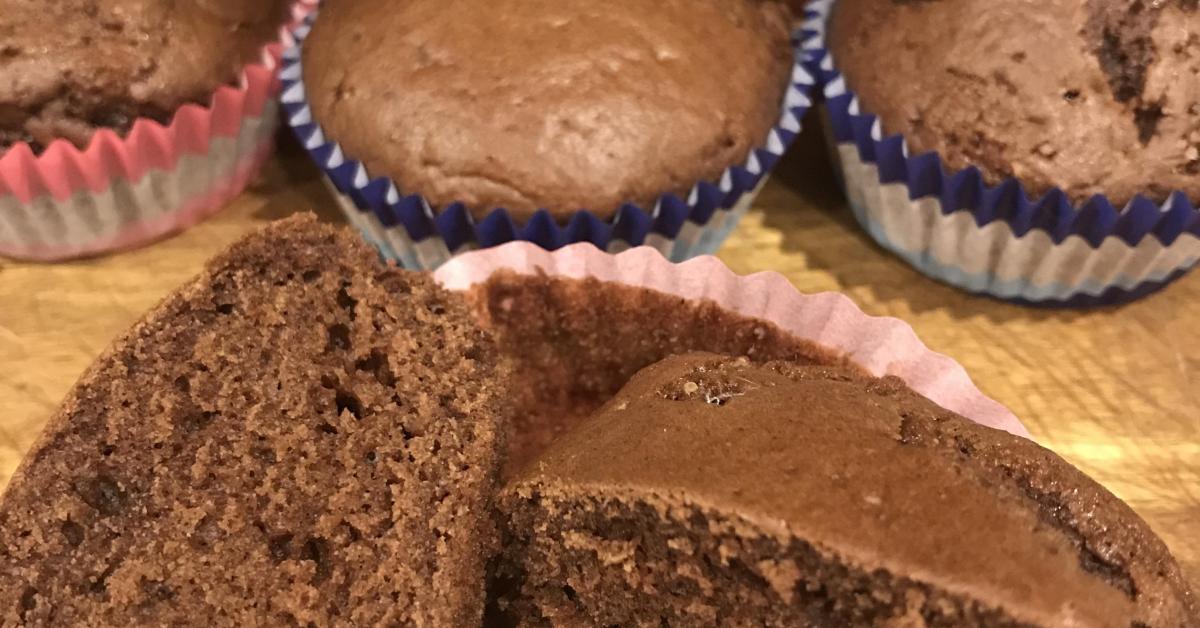 Chocolate Cupcakes by OpalPark85. A Thermomix ® recipe in the category