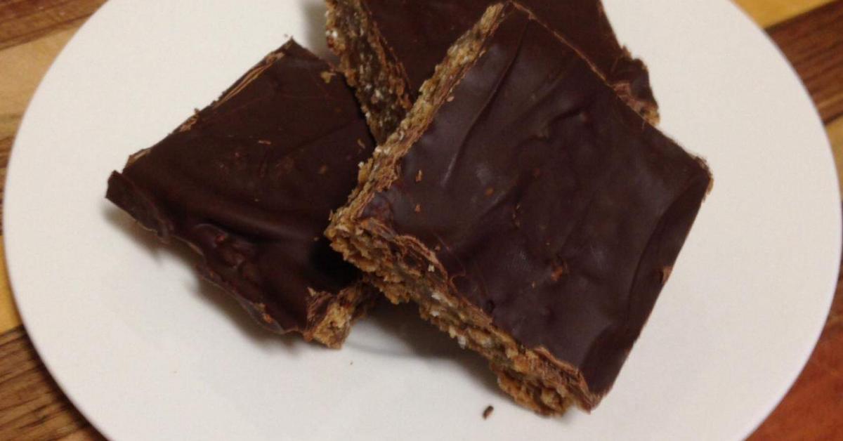Date, Walnut & Dark Chocolate Slice by Kylie9343. A Thermomix ® recipe