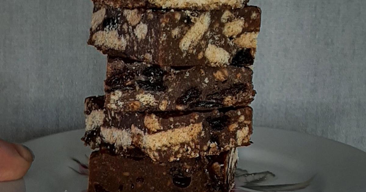 School Camp fudge by etmixingitup. A Thermomix ® recipe in the category