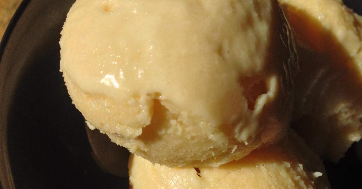 Garlic Ice Cream by ArwensThermoPics. A Thermomix ® recipe in the