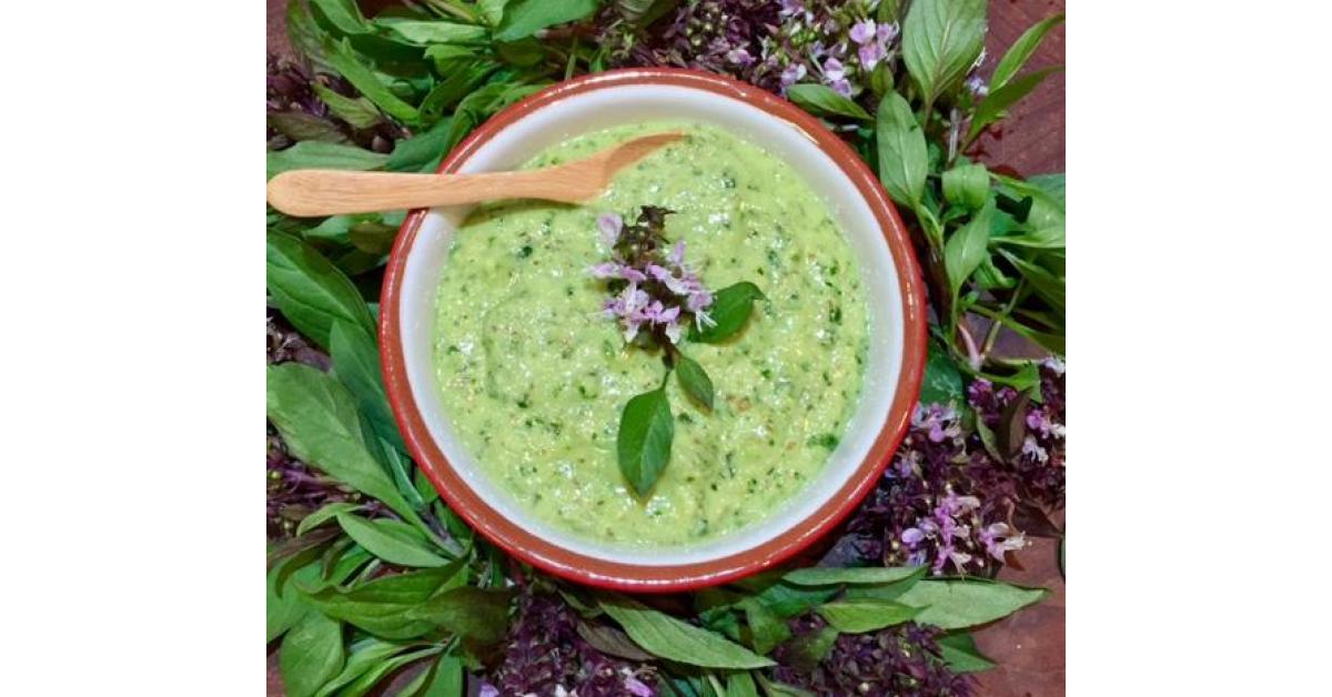 Thai Basil Pesto by Shazisa. A Thermomix ® recipe in the category