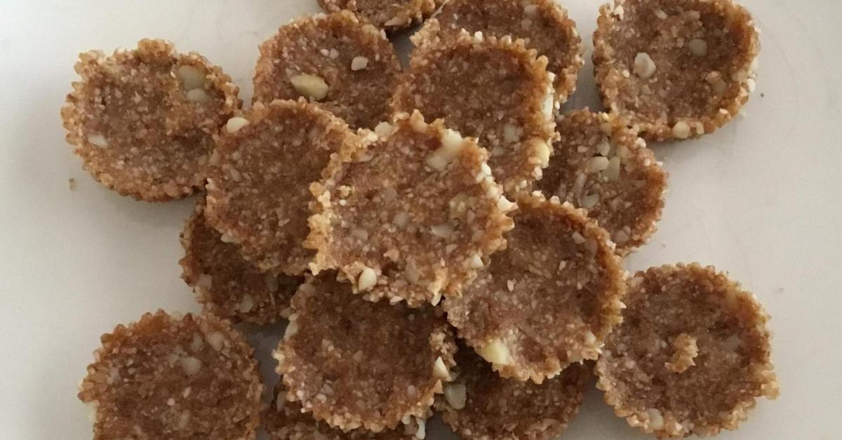 Jersey caramel & macadamia treats by Kellie scho. A Thermomix ® recipe