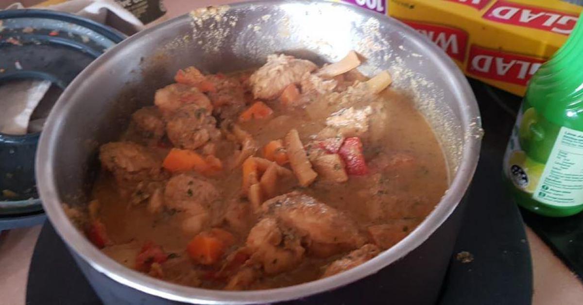 Thai basil chilli chicken blade cover by paulasom. A Thermomix ® recipe