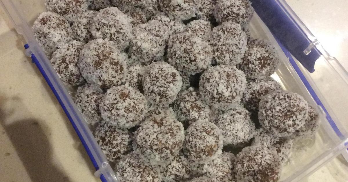 Choc Peppermint Balls by Lightbee. A Thermomix ® recipe in the category
