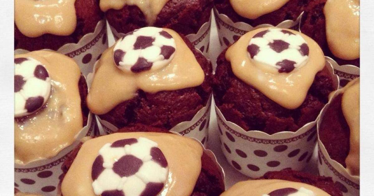 Peanut Butter and Coconut Cream Ganache / Icing by Kosmo. A Thermomix