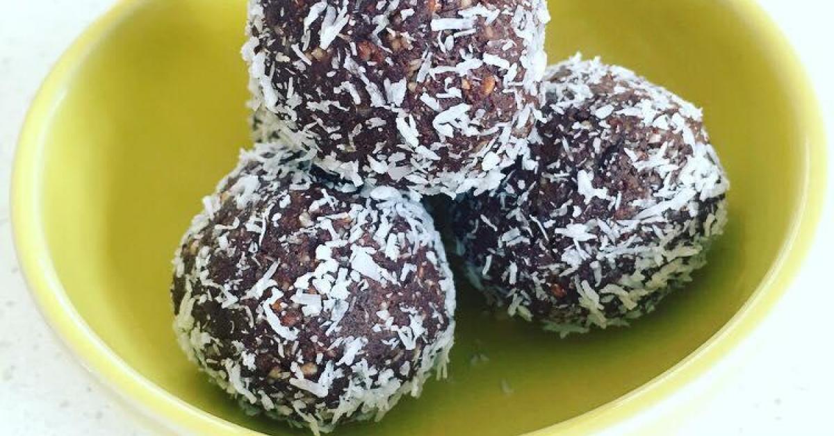 Peppermint Mint Choc Chip Bliss Balls by LeahG23. A Thermomix ® recipe