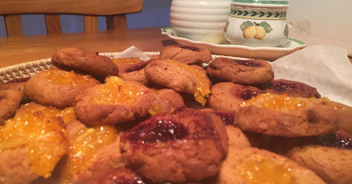 Yummy dairyfree spelt jam drops by Alana Smith. A Thermomix ® recipe