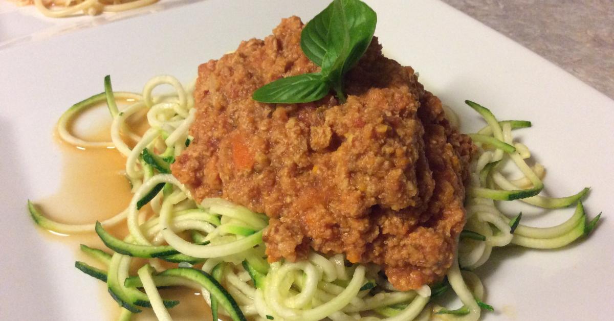 Healthy Turkey Bolognese with Zoodles or Pasta by The Daily Mixer. A