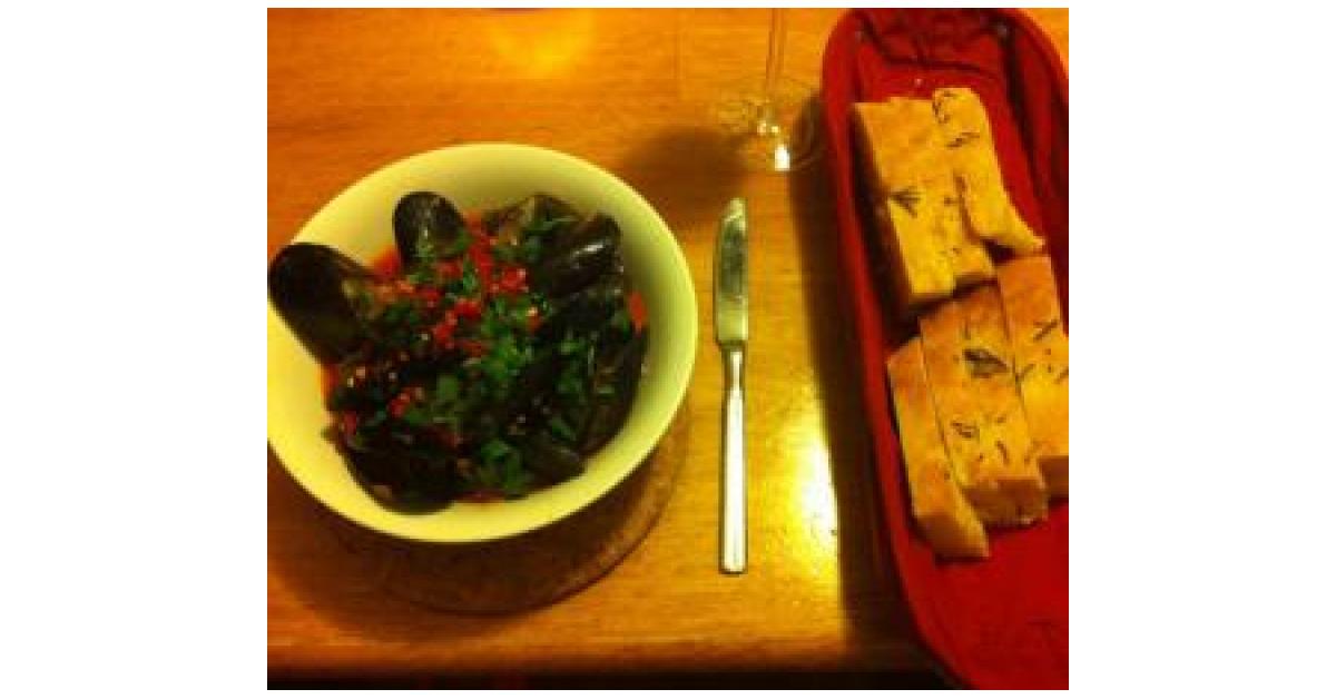 Chilli Mussels by daniellehcp. A Thermomix ® recipe in the category