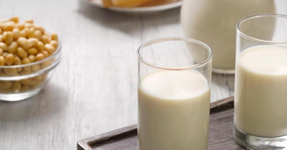 Oatmeal Soy Milk by smartyanlu. A Thermomix ® recipe in the category