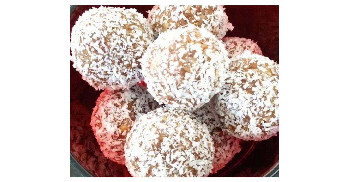 Salted Date and Pecan Protein Balls by Stepford. A Thermomix ® recipe