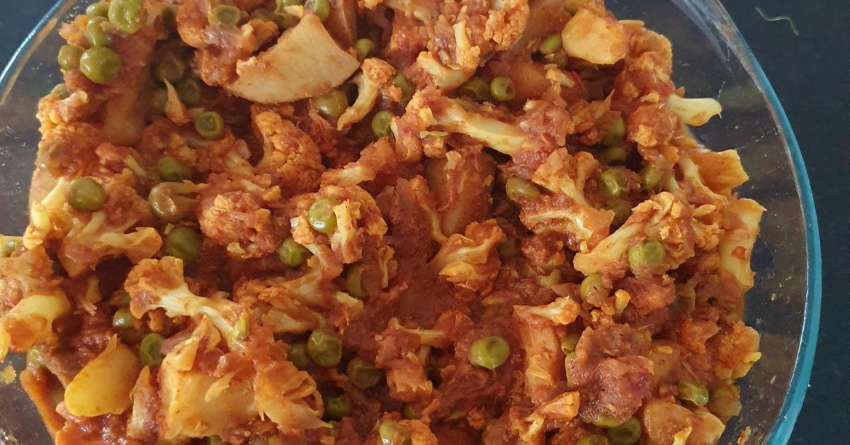 BL E Variation Aloo Ghobi with Potato and Cauliflower Vegan, Whole