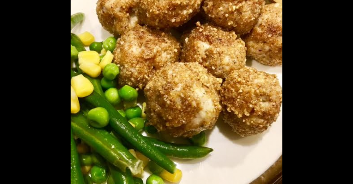 Chicken Zaatar Balls by Maria Cecille. A Thermomix ® recipe in the