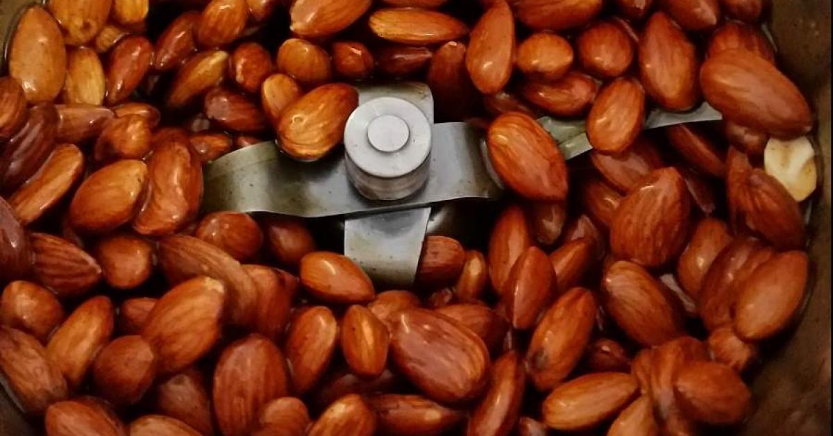 Honey Cinnamon Roasted Almonds by cake cook. A Thermomix ® recipe in