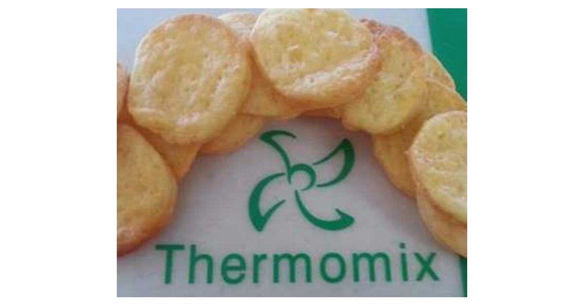 4 Ingredient Cheese Crackers by MTR My Thermie Rules. A Thermomix