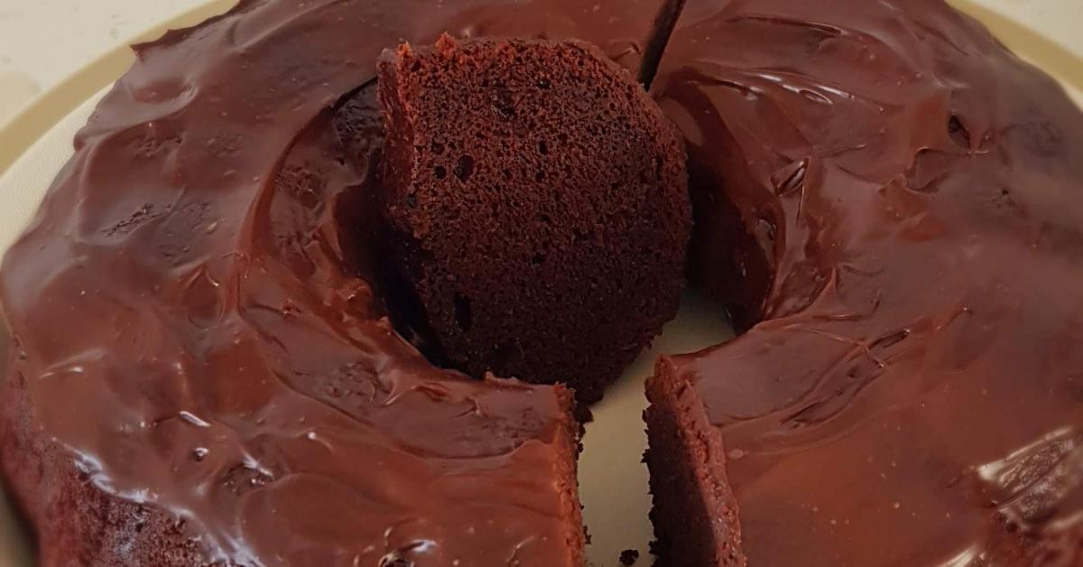 Gluten Free Chocolate Cake by sniffy11. A Thermomix ® recipe in the