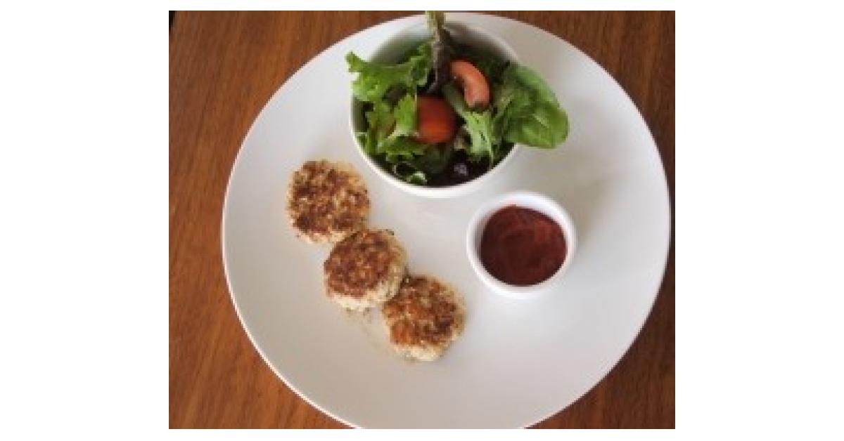 Chicken Patties with Fetta and Lemon Thyme by Karen Fisher. A Thermomix ® recipe in the category