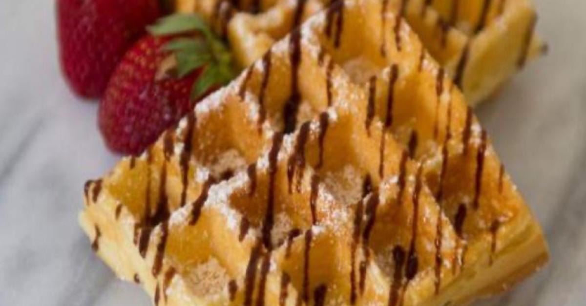Variation Classic Waffles by Thereedfamily. A Thermomix ® recipe in the