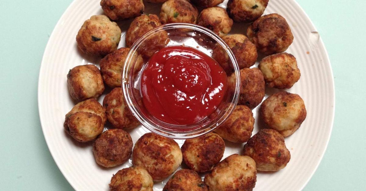 Chicken and Apple Balls by ThermoCosta. A Thermomix ® recipe in the category Baby food on www