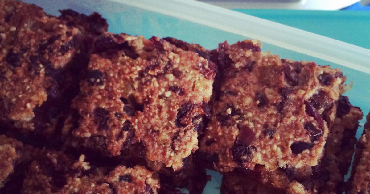 Muesli Bar Bites by Courtney84. A Thermomix ® recipe in the category