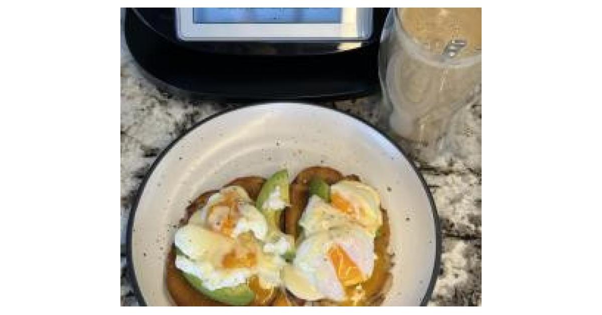 Poached Eggs using Egg Boiler Mode by JoBoyes. A Thermomix ® recipe in