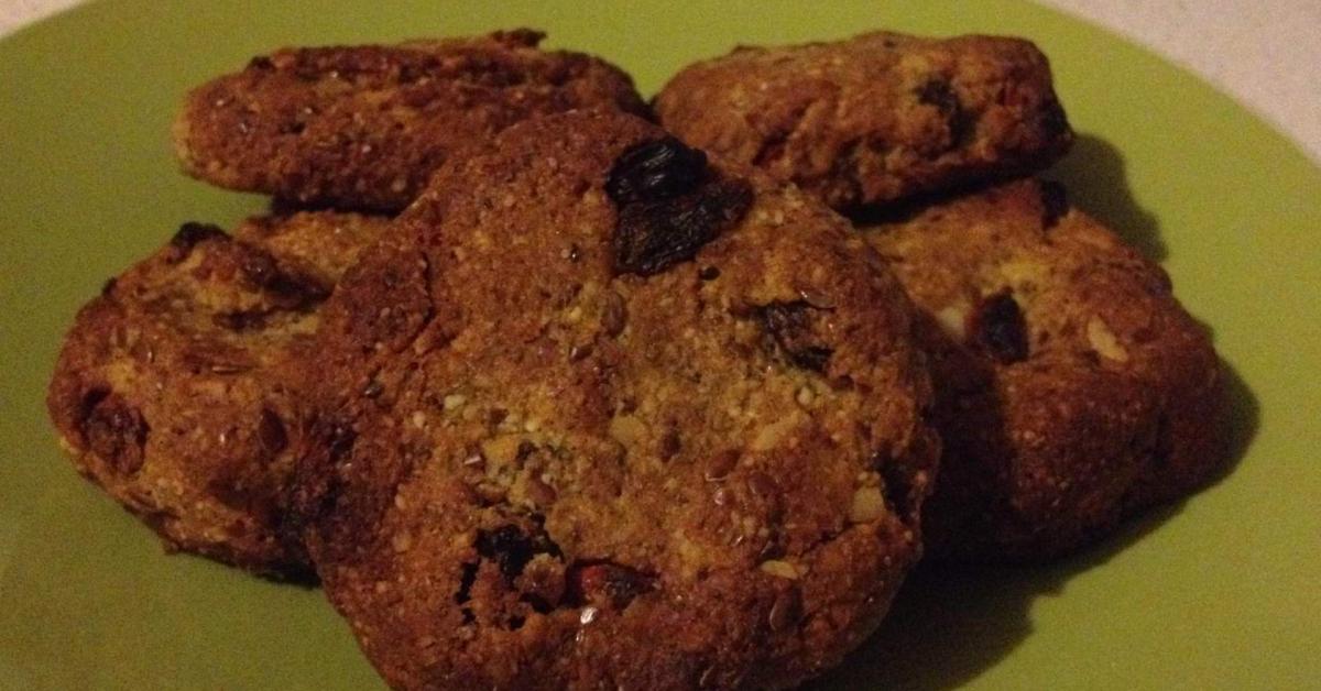 Fruit and Nut Cookies (Gluten, Dairy and Refined Sugar Free) by Thermo