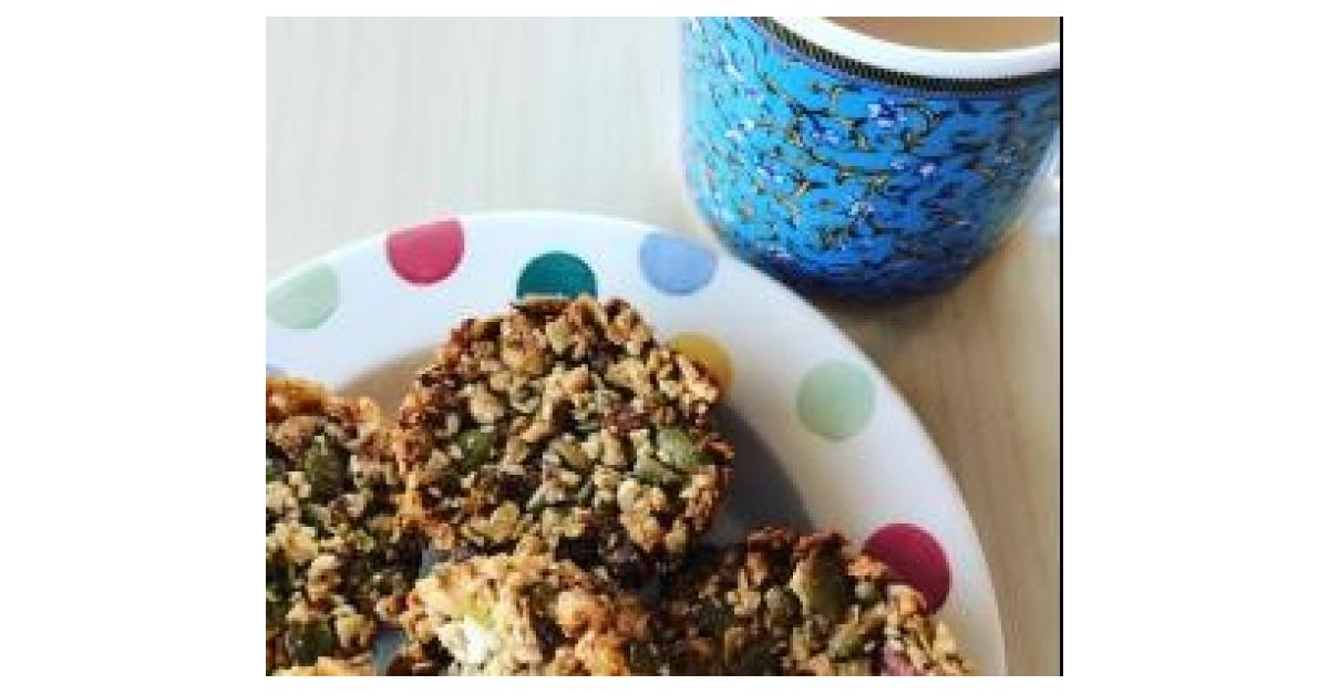 Maple Nut Clusters by ThermoPixie. A Thermomix ® recipe in the category