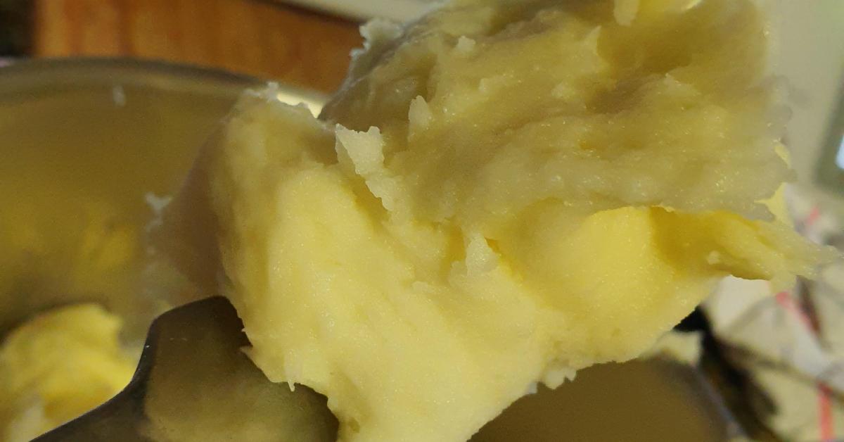 Traditional buttery mash potato by buffanau. A Thermomix ® recipe in