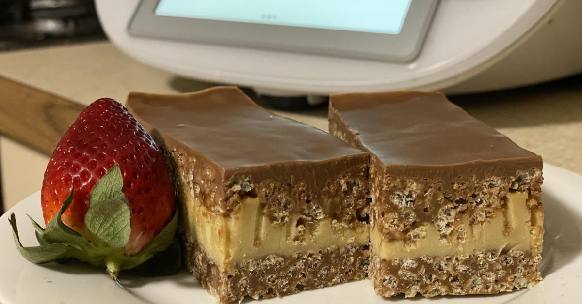 Caramel Mars Bar Slice by rhonpalmer. A Thermomix ® recipe in the