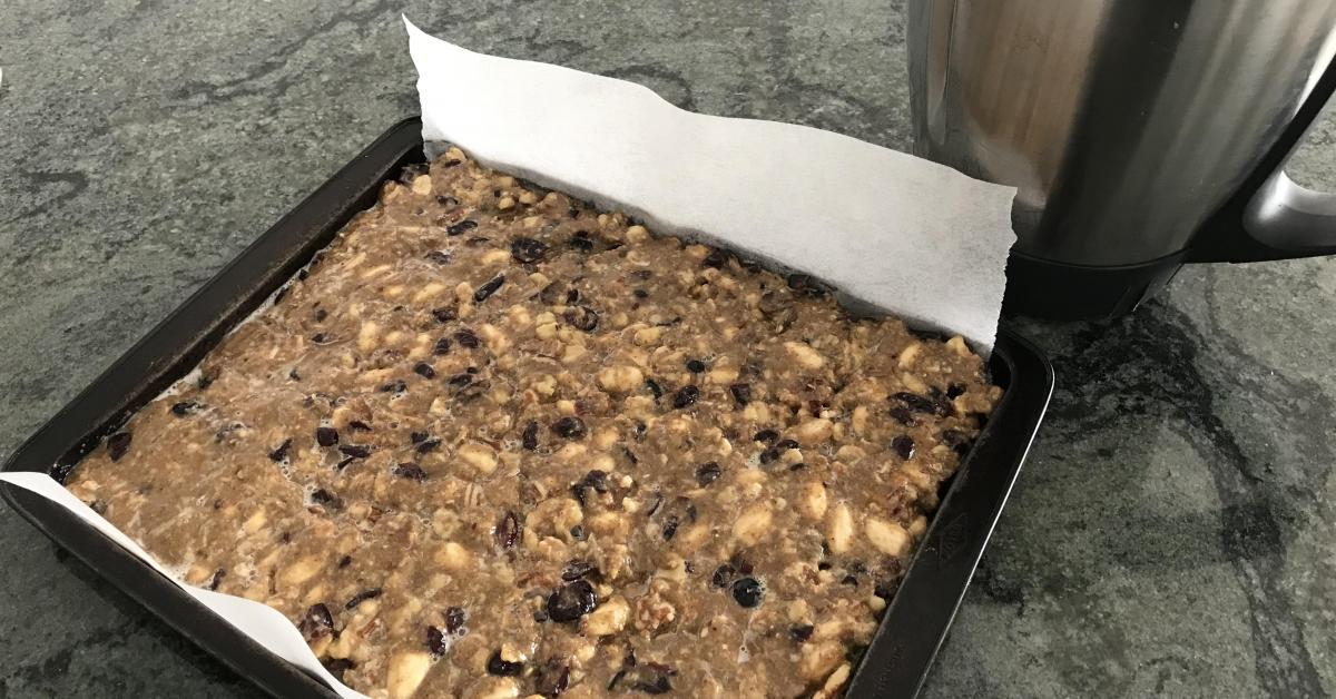 Nut Bar by jennybart. A Thermomix ® recipe in the category Desserts