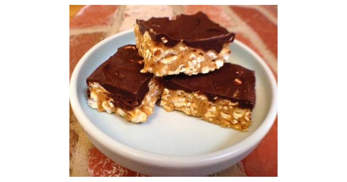 Gluten Free ChocCorn Peanut Butter Slice by wendyxoxo. A Thermomix