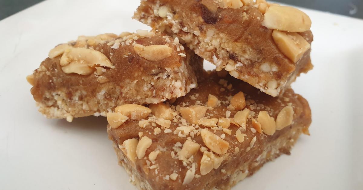 Raw Caramel Nut Slice by debdaly. A Thermomix ® recipe in the category