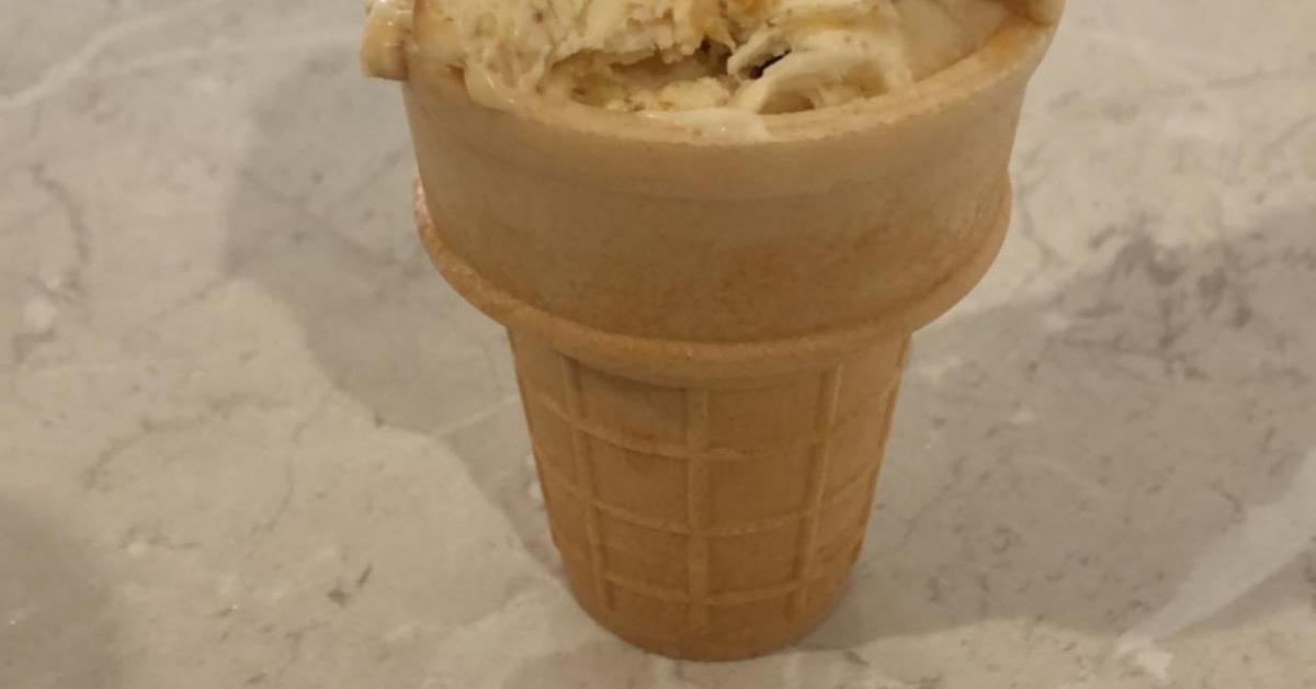 Toblerone & Caramel Simple Ice Cream by foodiemummaren. A Thermomix