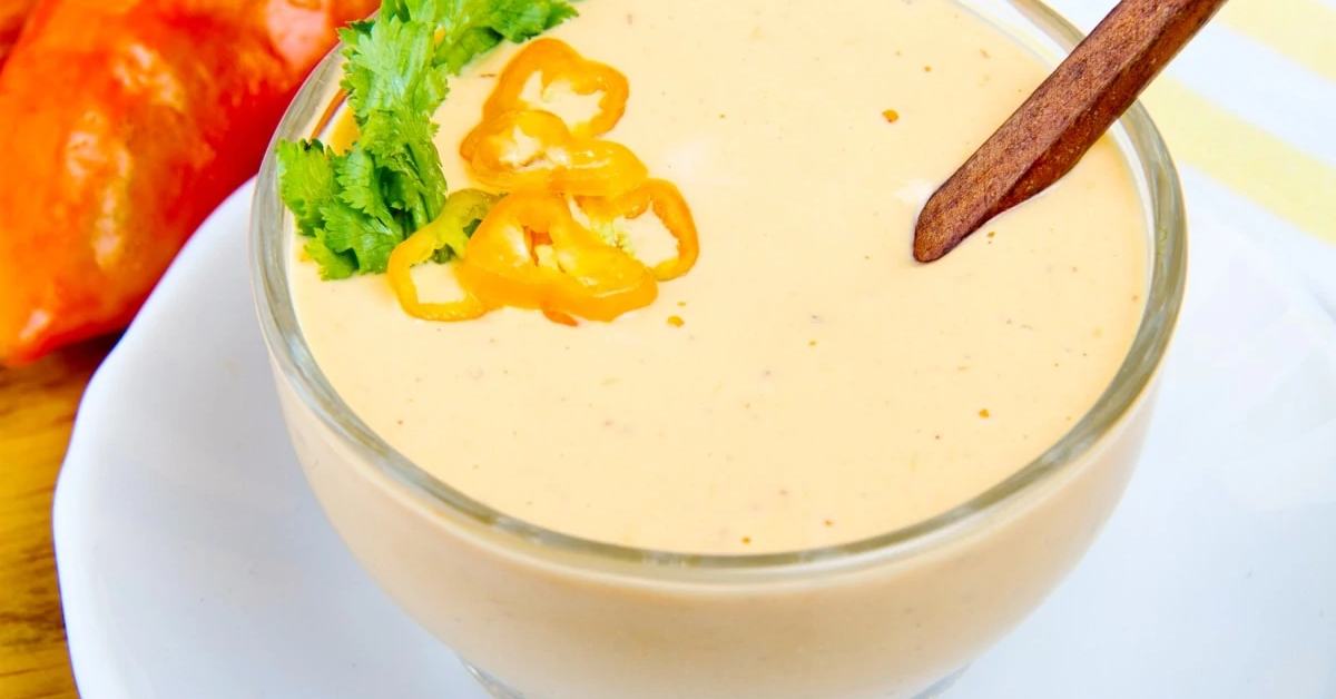 Yellow Pepper Sauce by josmaris. A Thermomix ® recipe in the category Sauces, dips & spreads on