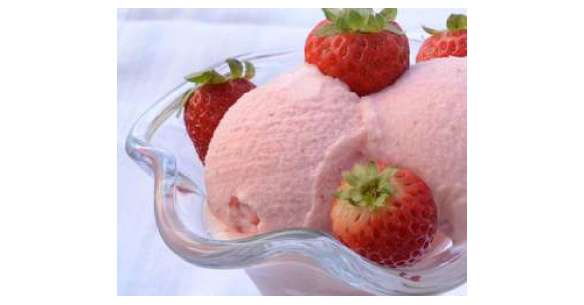 Strawberry Yoghurt Sorbet by alycealexandra. A Thermomix ® recipe in